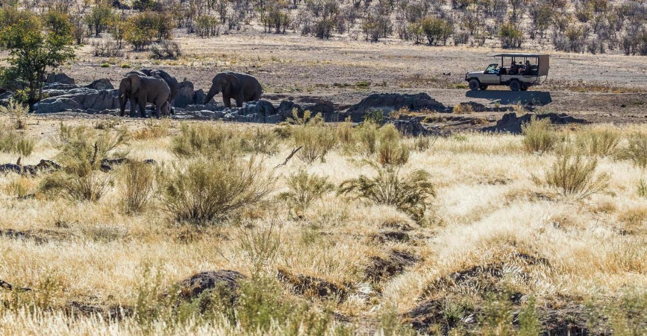 Hobatere lodge Otjovasandu Eksteriør billede