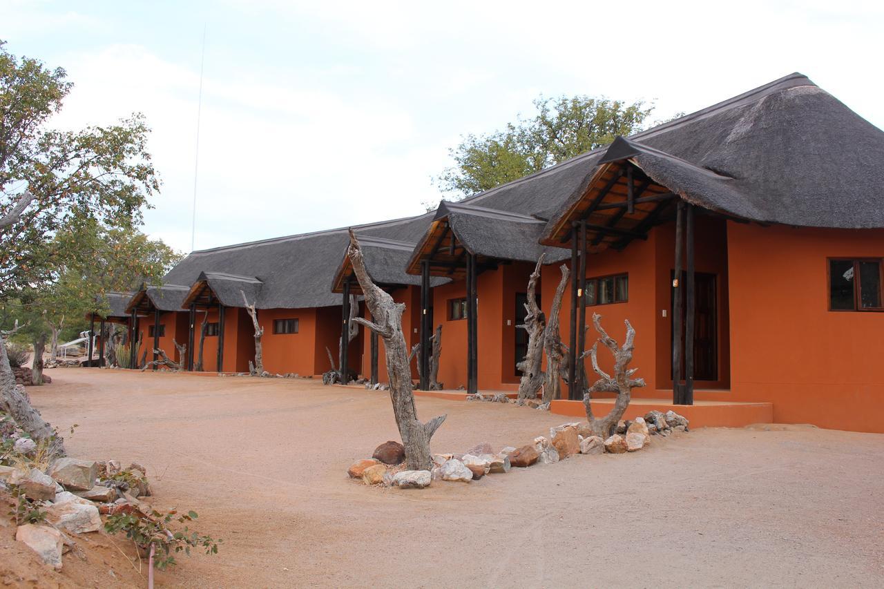 Hobatere lodge Otjovasandu Eksteriør billede