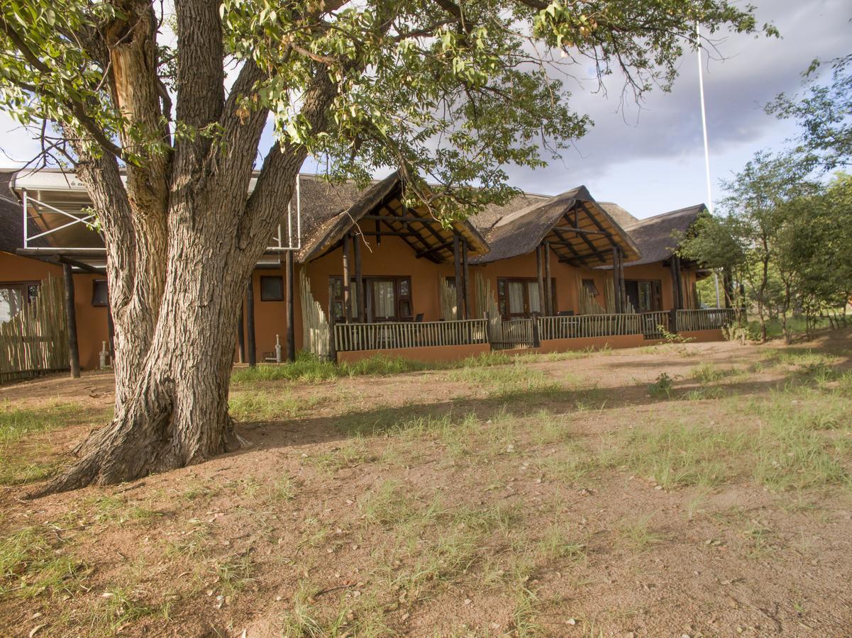 Hobatere lodge Otjovasandu Eksteriør billede