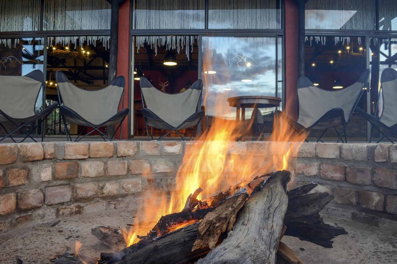 Hobatere lodge Otjovasandu Eksteriør billede